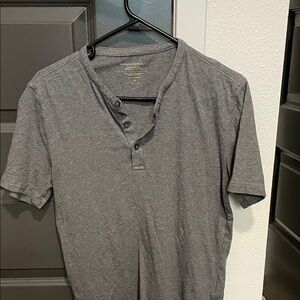 Banana Republic Gray Short Sleeve Henley
